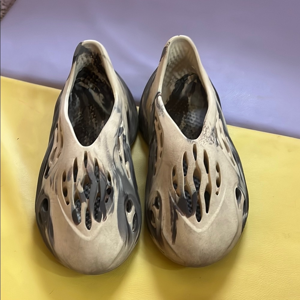 Stylish Cream and Black Women's Sneakers